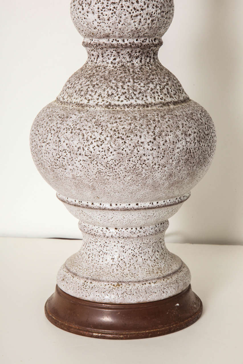 Mid-20th Century Baluster Form Pottery Lamp In Excellent Condition In New York, NY