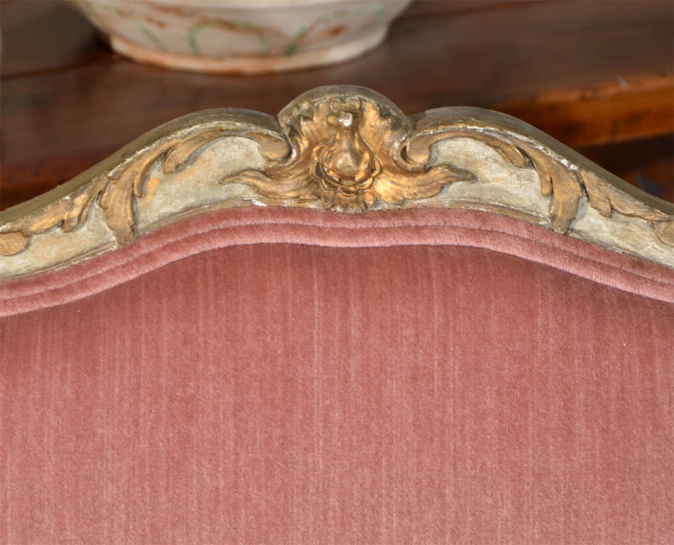 Neo-Classical Style Italian Fauteuil In Good Condition In Dallas, TX