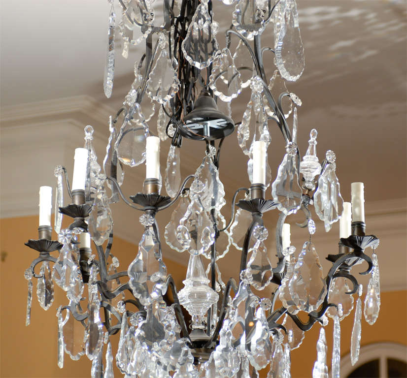 Large Early 20th Century Louis XV Style Crystal and Bronze Nine-Light Chandelier In Good Condition For Sale In Atlanta, GA