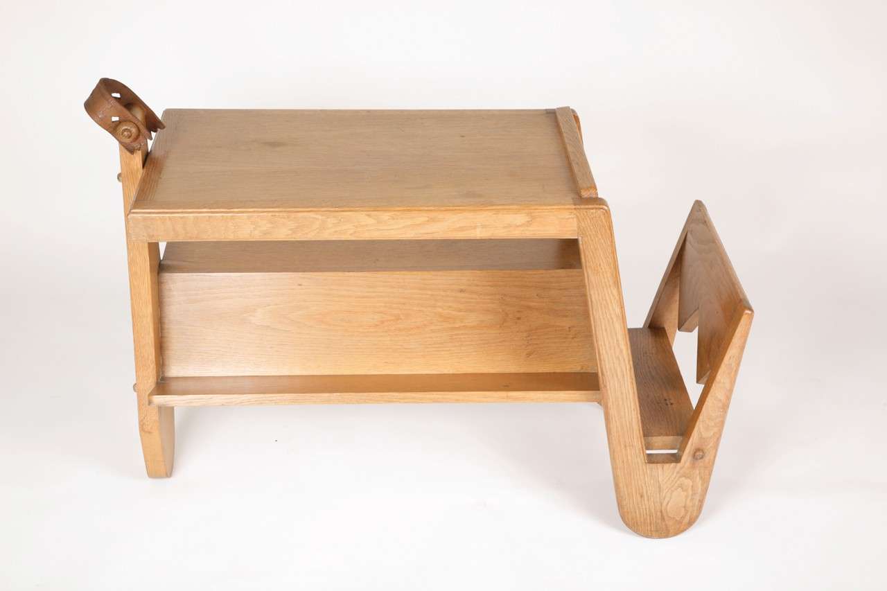Small library table and magazine holder