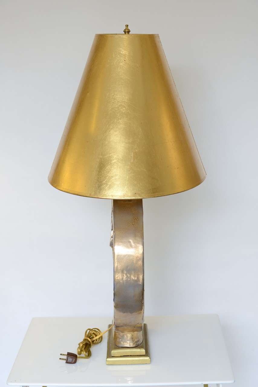 20ième siècle Lampe vintage en céramique dorée de style Hollywood Regency en vente