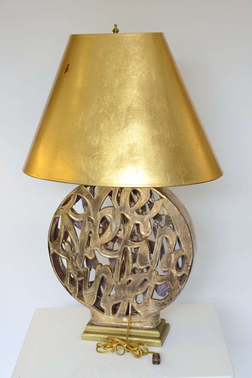 Céramique Lampe vintage en céramique dorée de style Hollywood Regency en vente