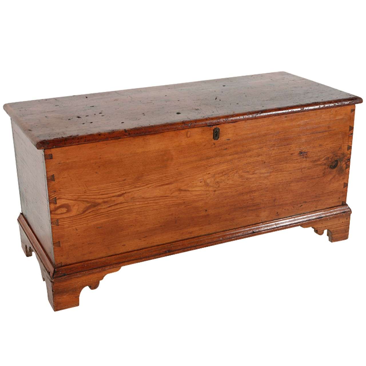 Early 20th Century Antique Cedar Blanket Chest at 1stdibs