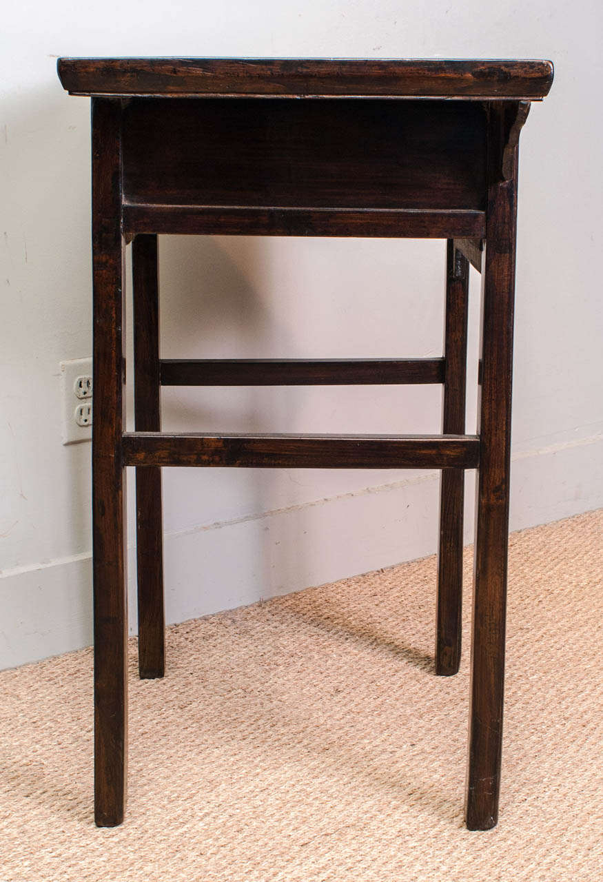 Petite Chinese Side Table, circa 1780 For Sale 2