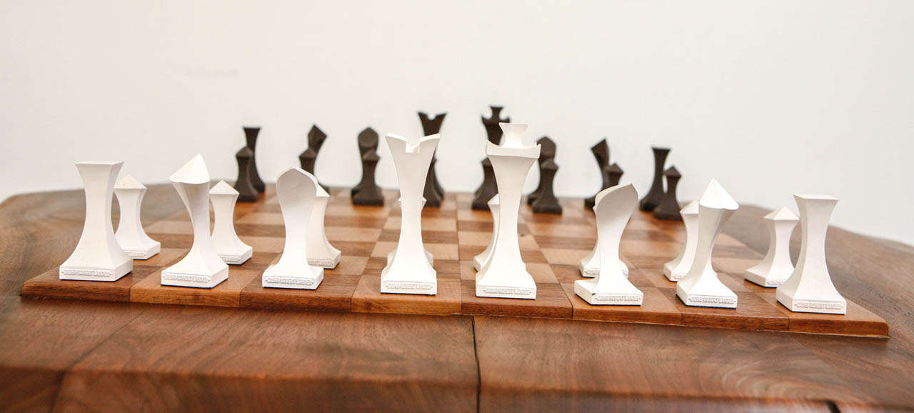 Modern Chess Set by Robert Lander 1