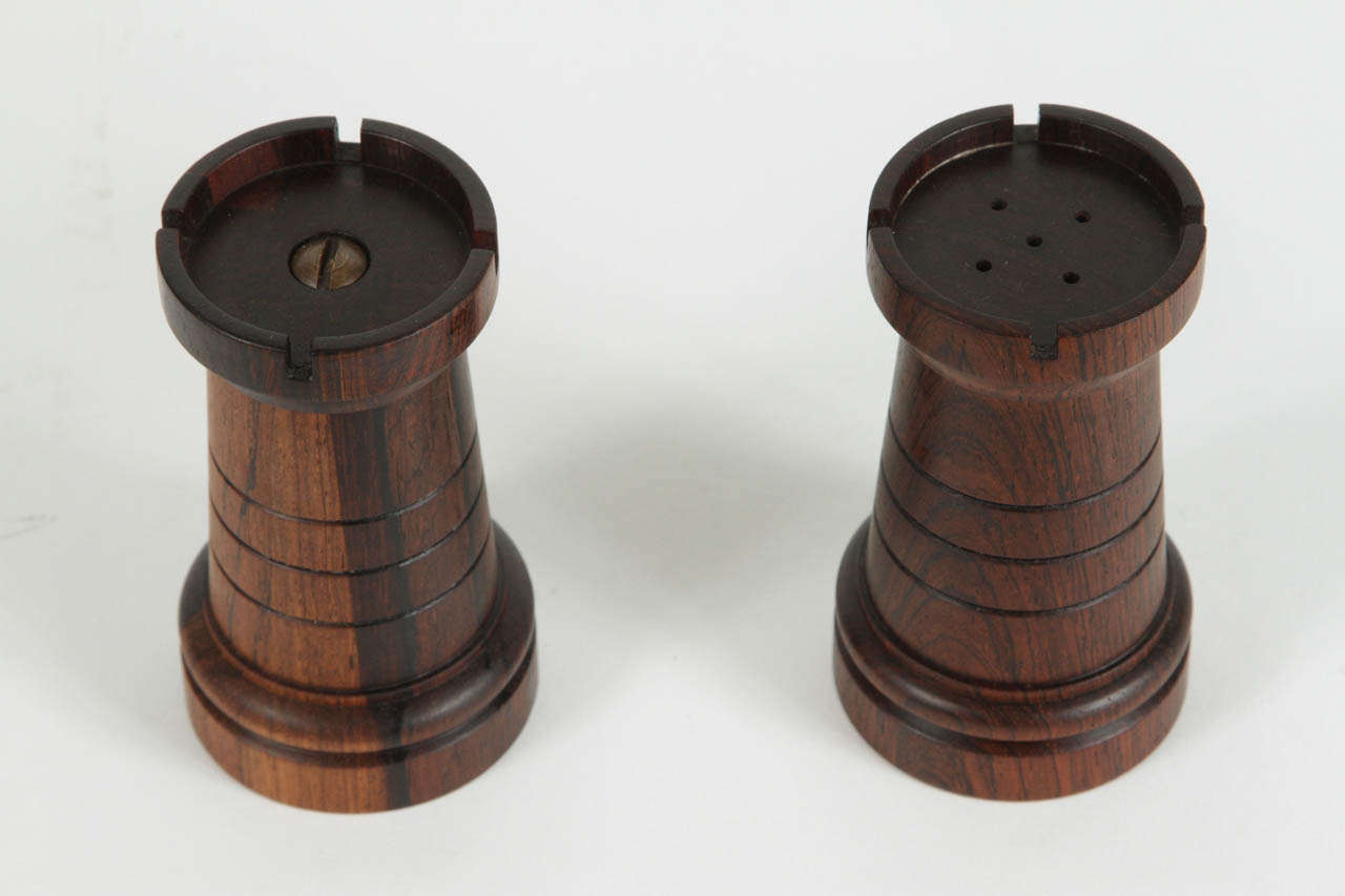 Danish Rosewood Pepper Grinder and Salt Shaker Set In Excellent Condition For Sale In Los Angeles, CA
