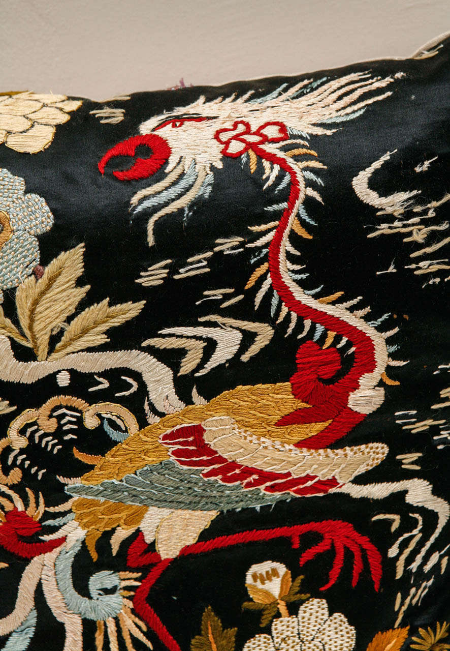 Chinoiserie Velvet Needlework Pillows In Excellent Condition For Sale In Los Angeles, CA