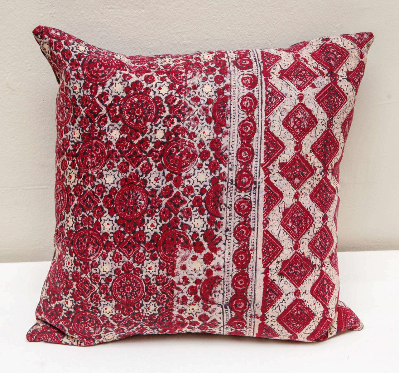 Indian Raspberry Block Print Pillows In Excellent Condition In Los Angeles, CA