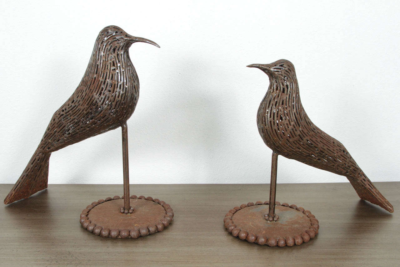 Beautiful pairs of metal sculpture Shorebird ,Bird rest on metal base.