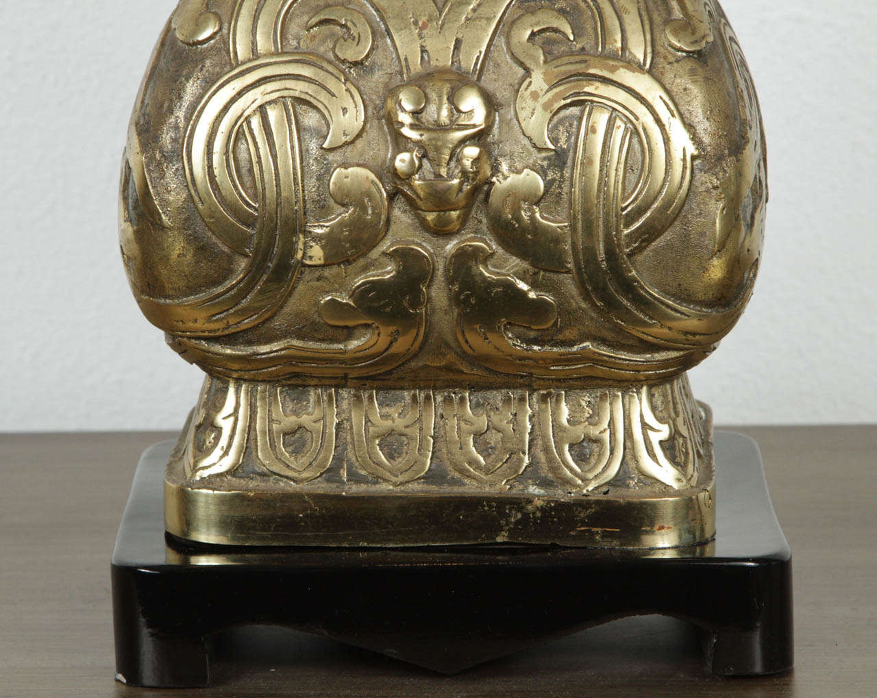 Mid-20th Century James Mont Style Asian Bronze and Brass Pair Lamps For Sale