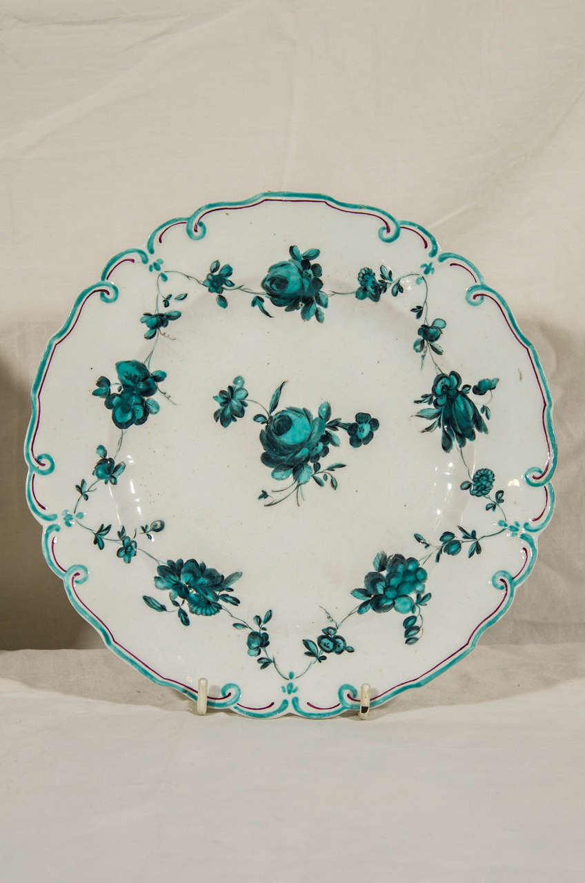 Two Pairs of 18th Century Green Chelsea Derby Dishes 1
