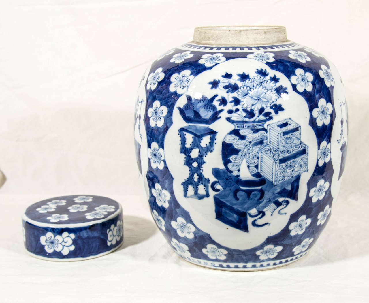 Porcelain Pair of Chinese Xianfeng Blue and White Ginger Jars