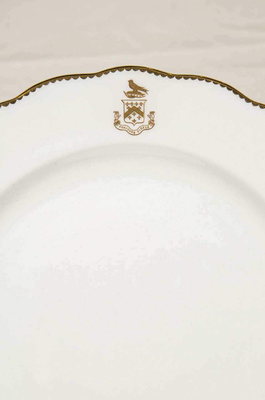 white and gold dinner service