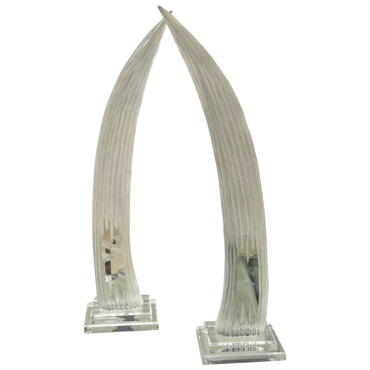Attractive Pair of Mid-Century Lucite Horn Sculptures by Van Teal For Sale