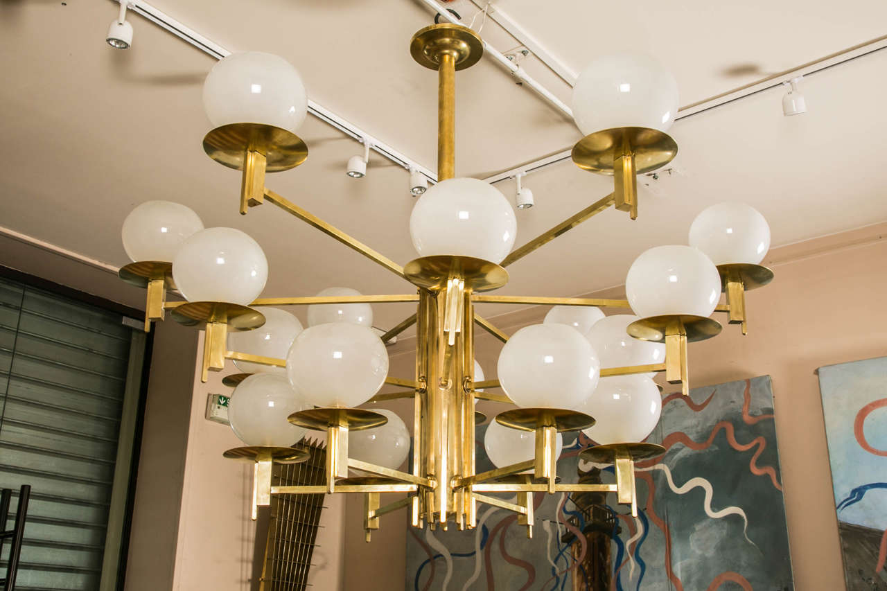 Vintage Chandelier For Sale at 1stdibs