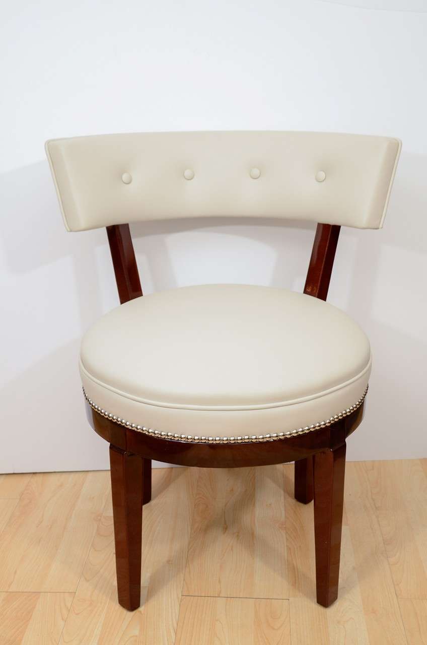 Art Deco Round Chair