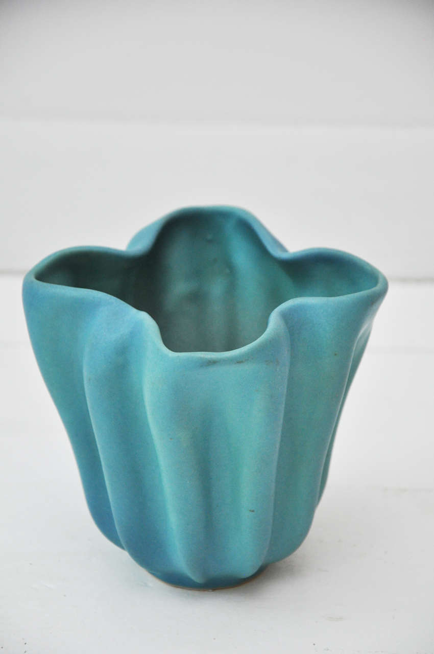 Authentic Van Briggle Pottery Vase In Excellent Condition In Phoenix, AZ