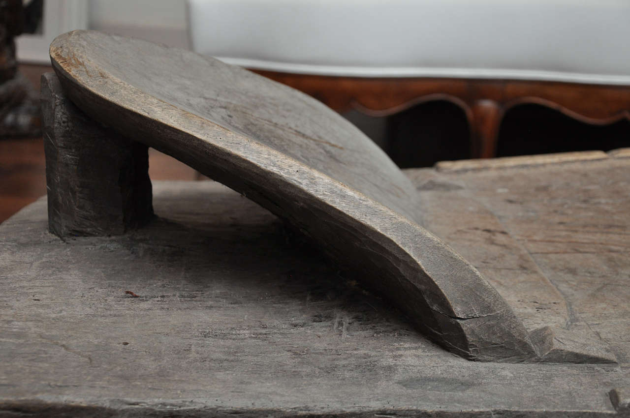 20th Century Senufo Bed, Can Be Used as a Coffee Table 1