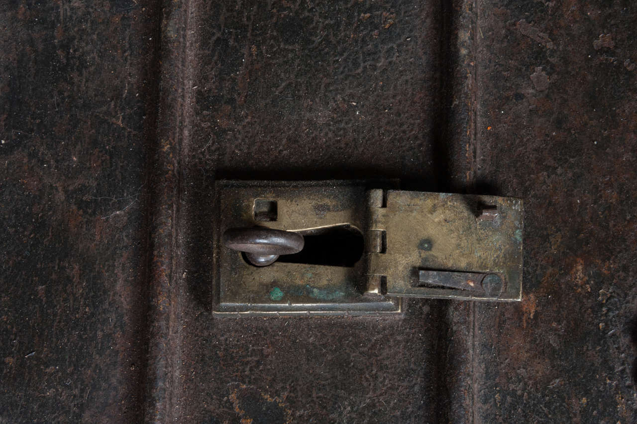 18th Century and Earlier Late 17c strong box For Sale