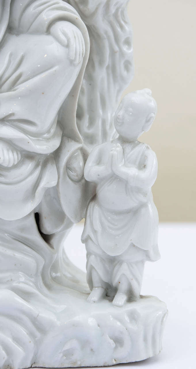 China White Dehua Porcelain Group Sculpture In Good Condition In Nice, Cote d' Azur