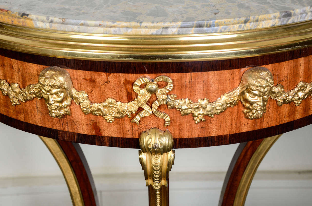 19th Century Round Gueridon in Wood Veneer Adorned with Carved and Gilded Bronze