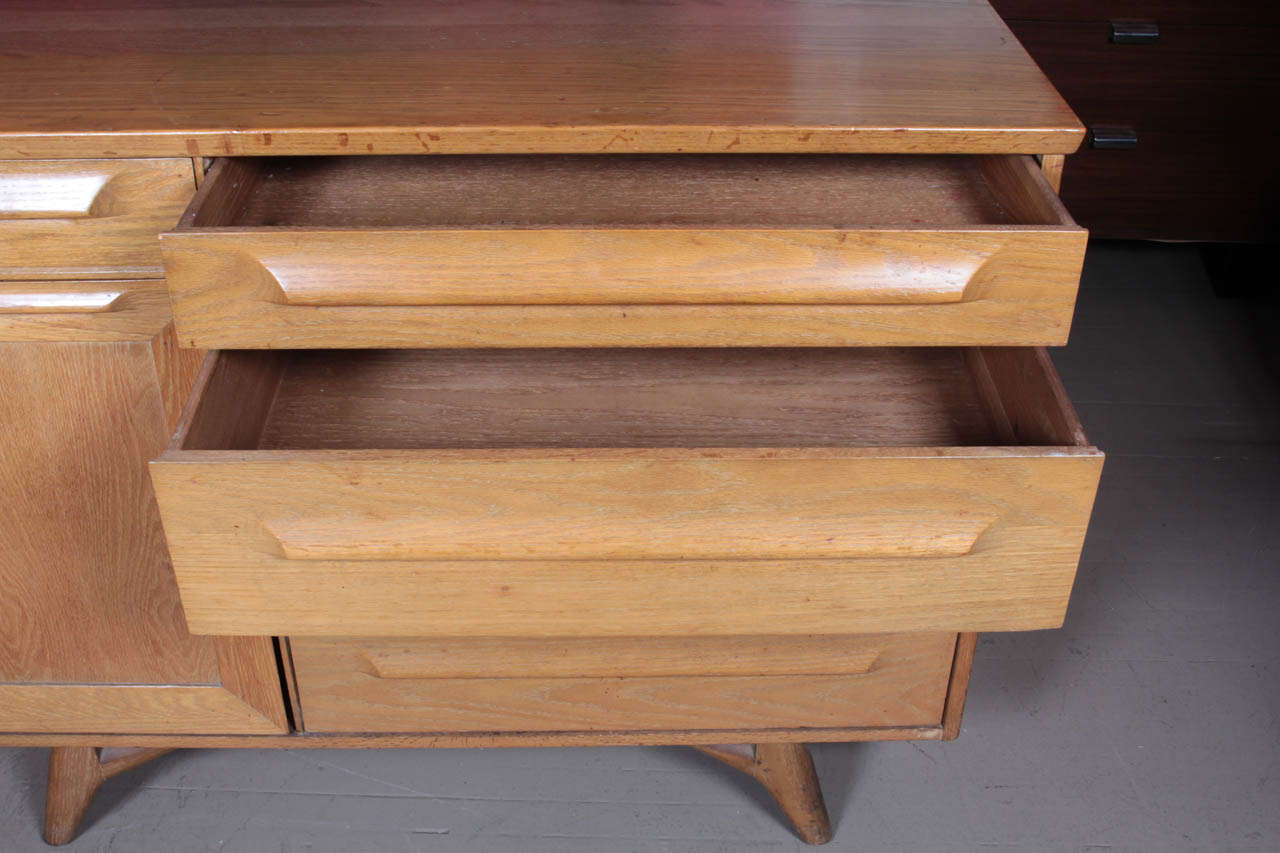 Mid-Century Modern Paul Laszlo Oak Dresser For Sale
