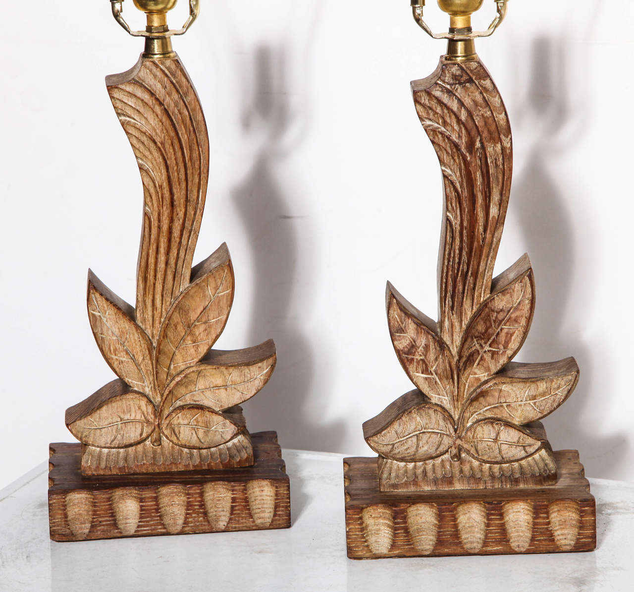 Pair of Yasha Heifetz Hand-Carved Cerused Oak Botanical Bedside Lamps, 1940's In Good Condition In Bainbridge, NY