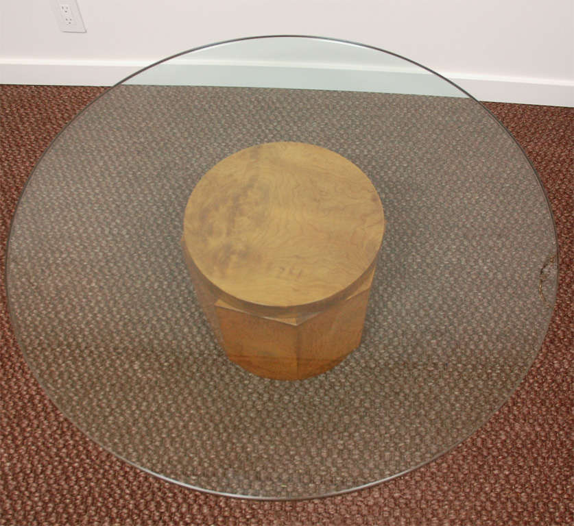 Glass Top Pedestal Cocktail Table by Edward Wormley for Dunbar In Good Condition In Los Angeles, CA