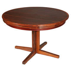 Expandable Rosewood Danish Dining Table