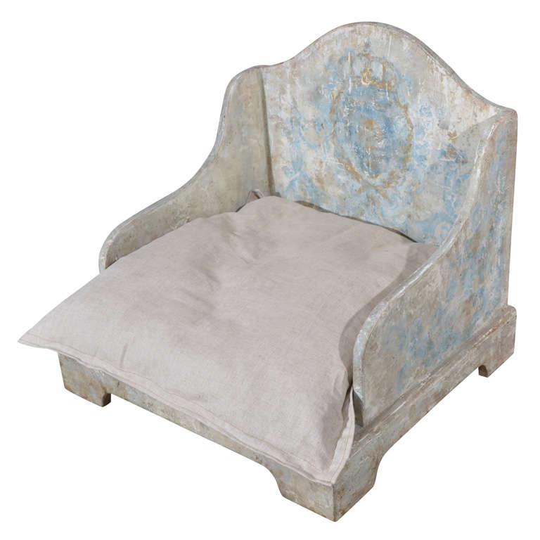 18th Century French Style Dog Bed