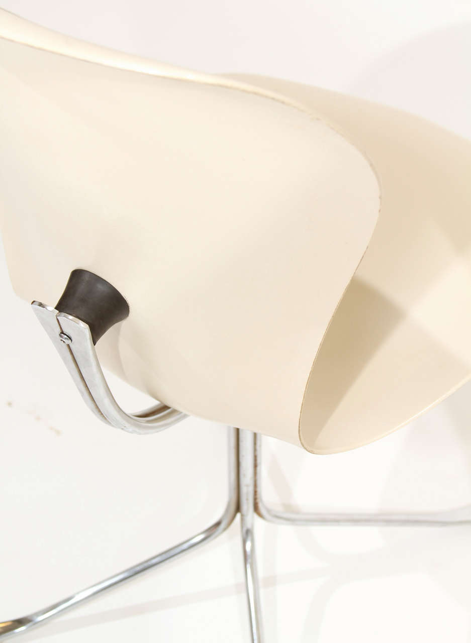 Chrome Pair of  white Ion Chairs by Gideon Kramer