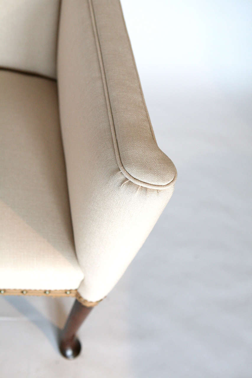 Camelback Sofa In Good Condition In Nashville, TN