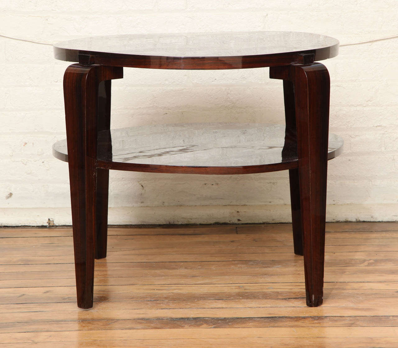 Art Deco Round Side Table In Excellent Condition For Sale In New York, NY