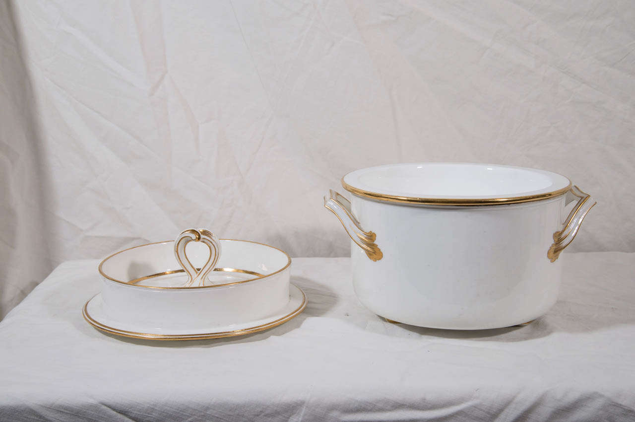 A Pair of Early 19th Century English Porcelain Ice Pails 2