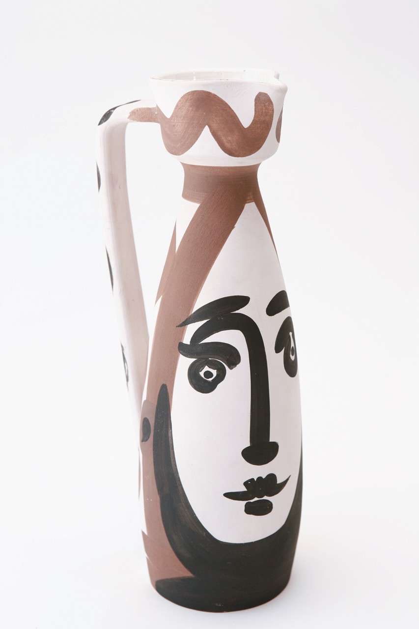 Pichet à visage (A.R. 288) de Pablo Picasso