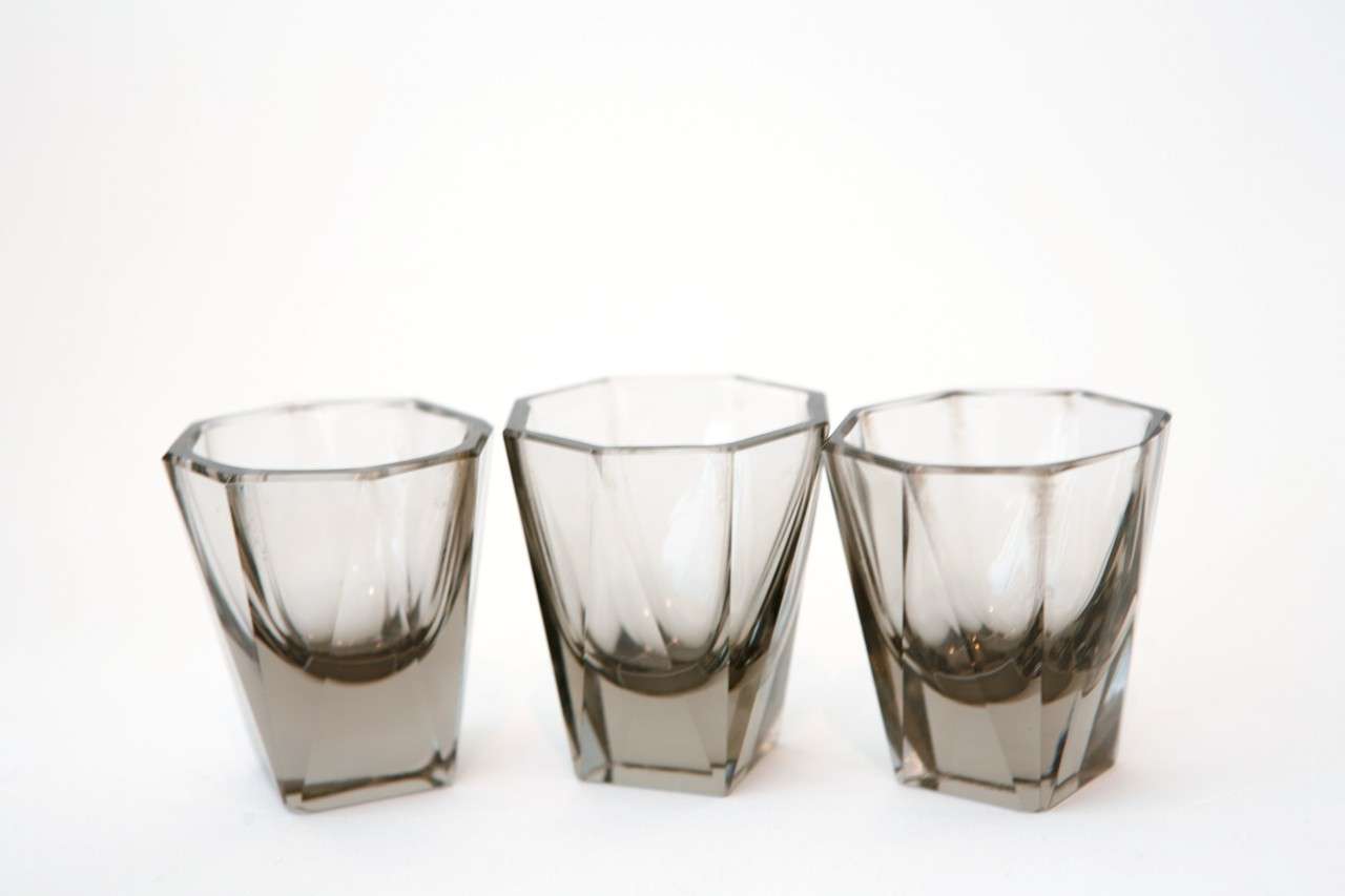 Art Deco Decanter & Set of Six Schnapps Glasses 5