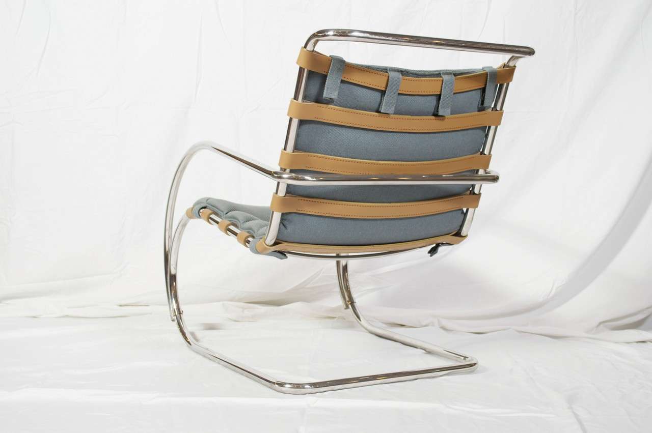 Mies van der Rohe for Knoll International MR Lounge Armchair In Good Condition In San Francisco, CA