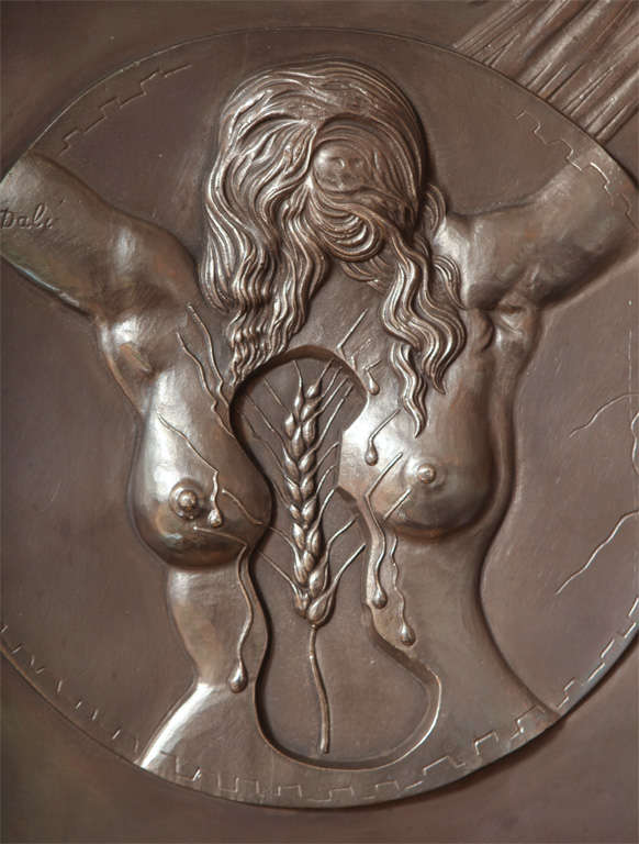 Français Dali Bronze Bas-Relief Fécondité en vente