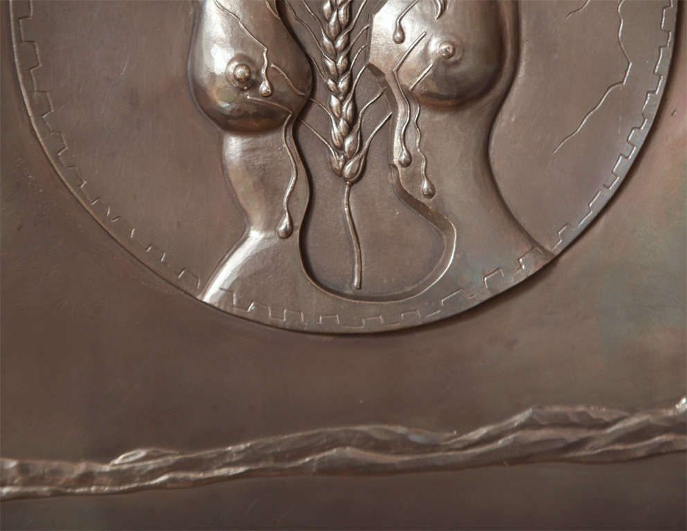 Dali Bronze Bas-Relief Fécondité (20. Jahrhundert) im Angebot