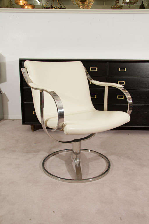 Pair of Warren Platner Mid Century Chrome and Leather Chairs 4