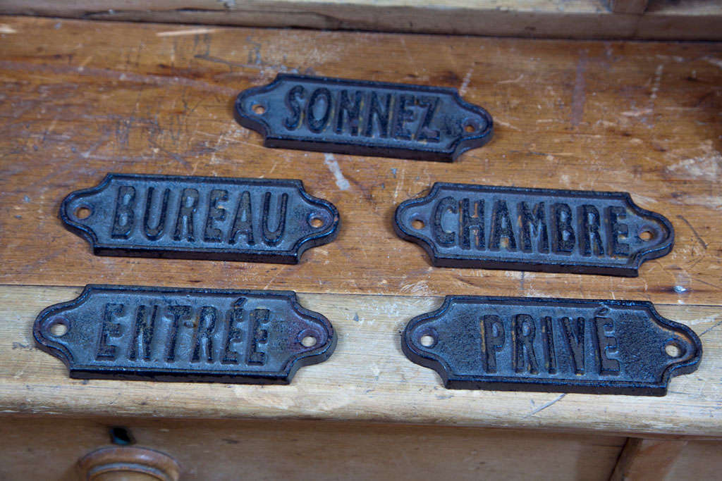 We found these wonderful hotel plaques in a tiny shop in Bergerac, France last summer on one of our jaunts.  After debating whether to keep them for ourselves, common sense won out and so here they are.  