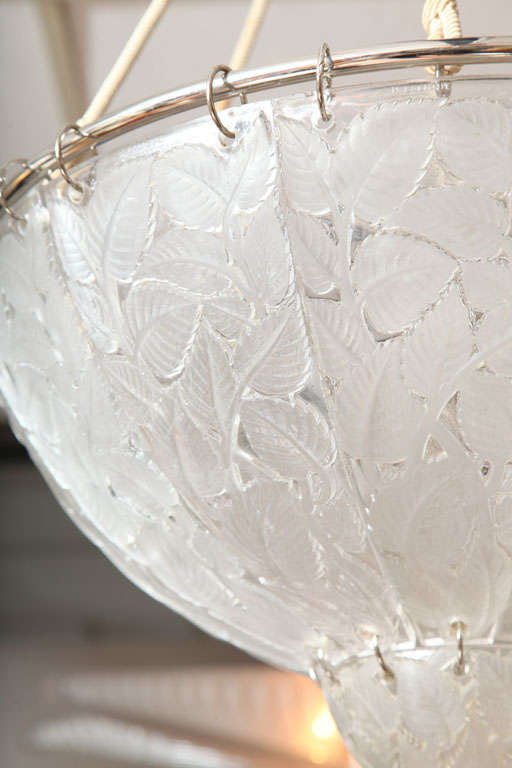 R. Lalique-Kronleuchter „Feuilles De Charmes“ im Angebot 2