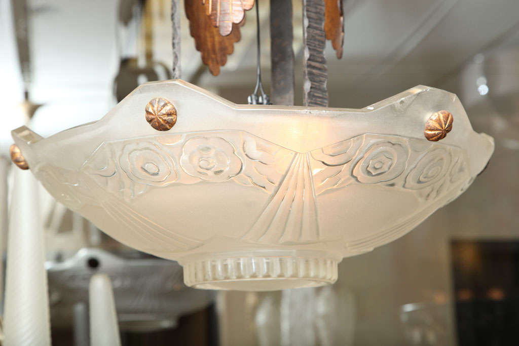Mid-20th Century French Art Deco Chandelier by Sabino For Sale
