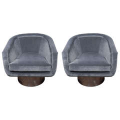 Pair Of Outstanding Modernist Swivel Chairs by Leon Rosen