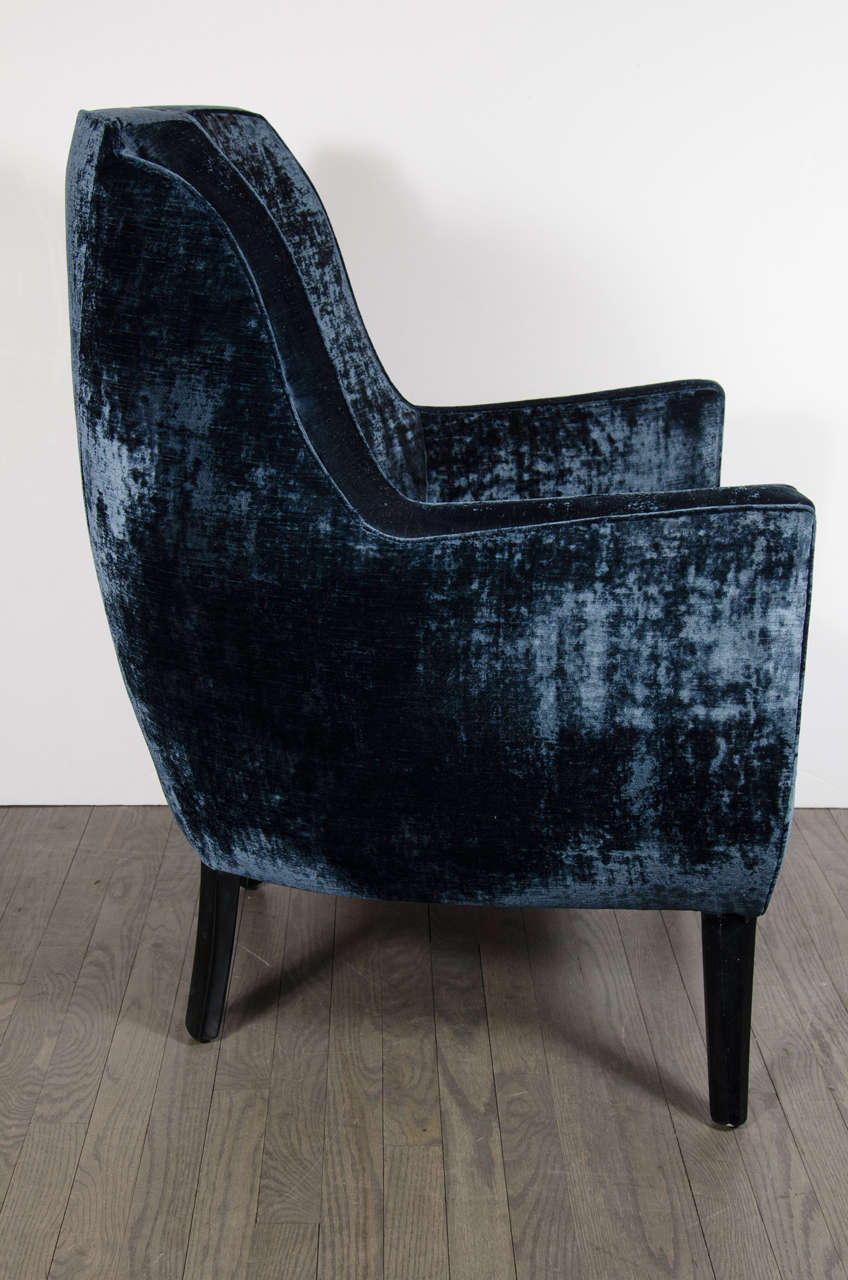 Mid-20th Century Pair of Mid-Century Modernist Club Chairs in Sapphire Velvet Upholstery