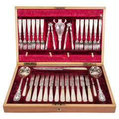 Exquisite Early Victorian Silver Plate Flatware Set for Dessert, Fruit and Nuts 11