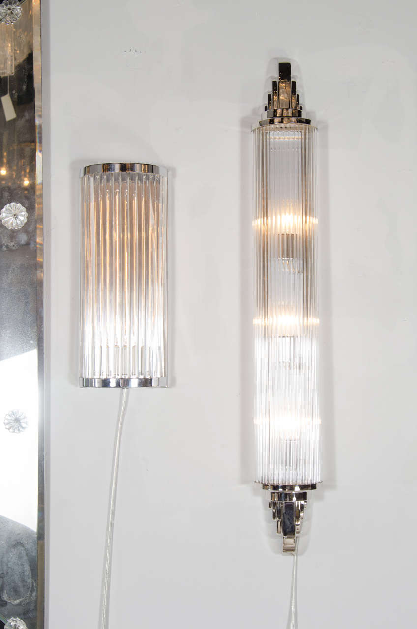 Pair of Art Deco Machine Age Style Lucite Rod and Chrome Sconces In Excellent Condition In New York, NY