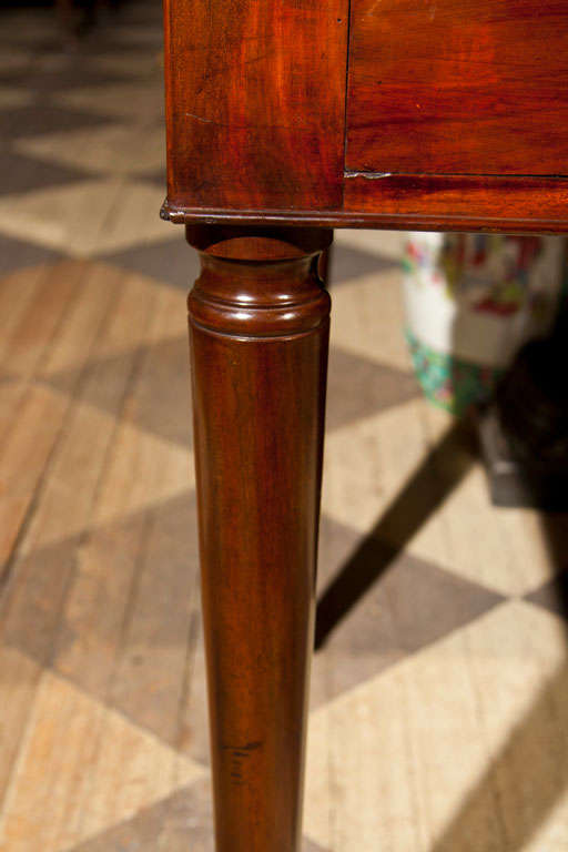 18th Century and Earlier Fine French  Directoire Mahogany Bureau Plat