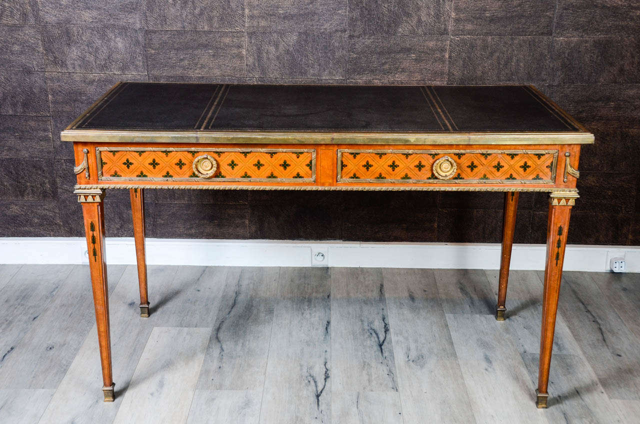 French Late 19th Century Louis XVI Style Writing Desk In Excellent Condition In Paris, FR