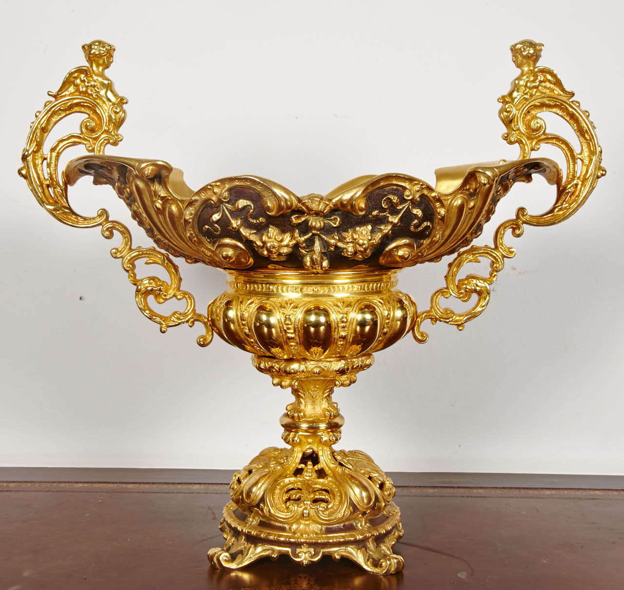 Louis XIV Gorgeous double patina bronze cups For Sale